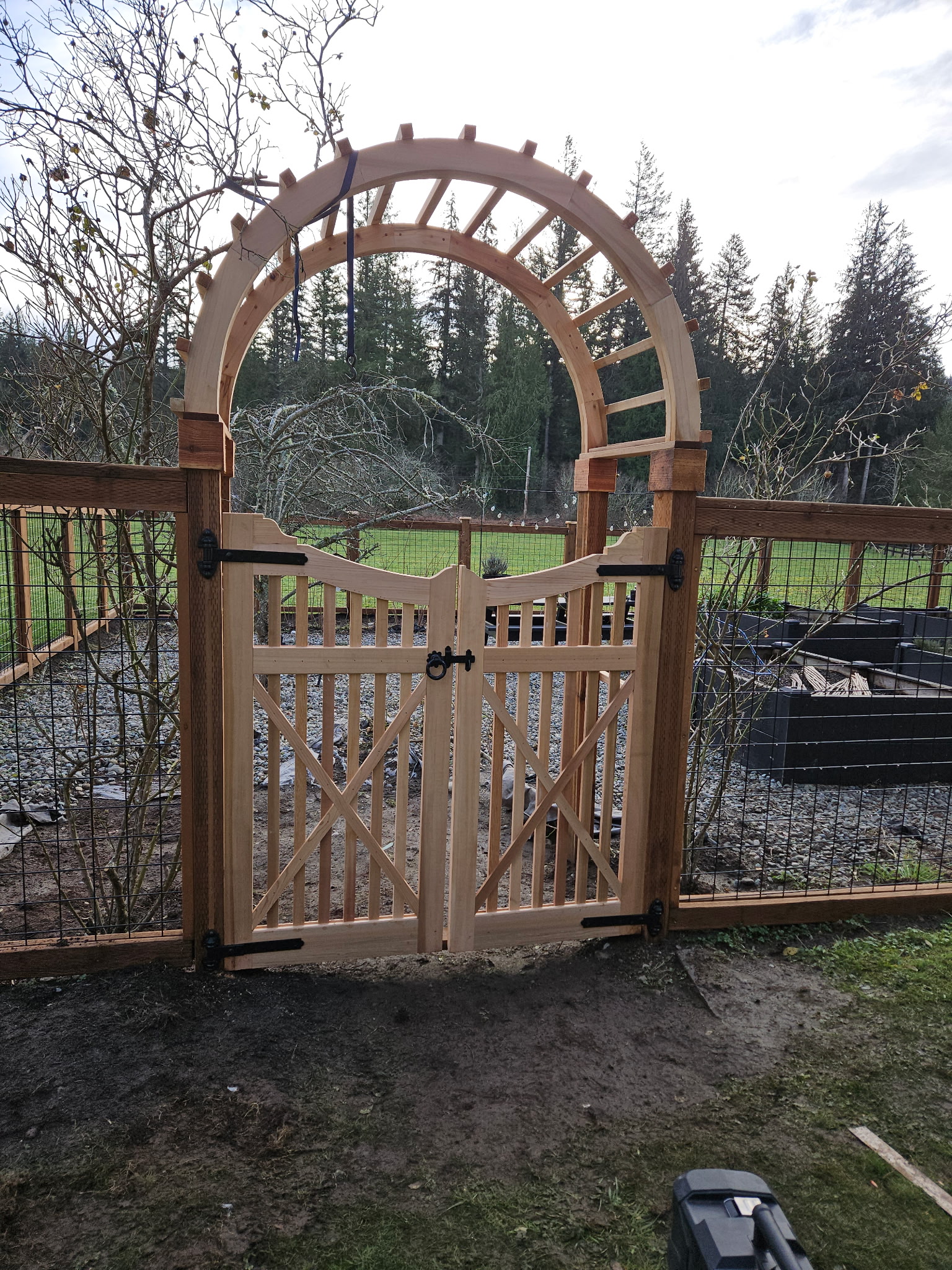 Garden arbor gate